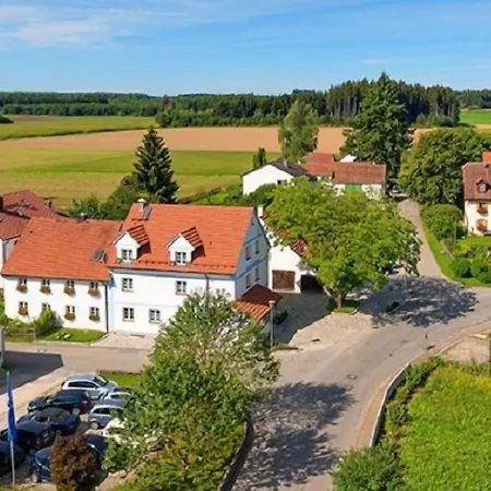 Casa de hóspedes Gaestehaus Neubauer 3*