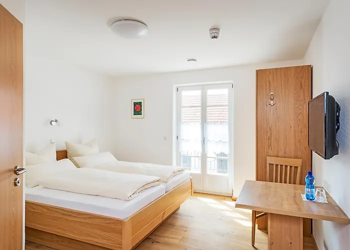 Gaestehaus Neubauer 3*