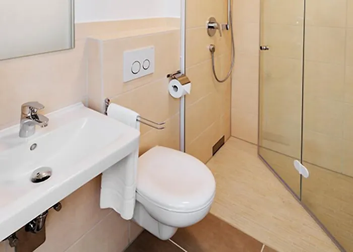 Gaestehaus Neubauer Pensionat 3*